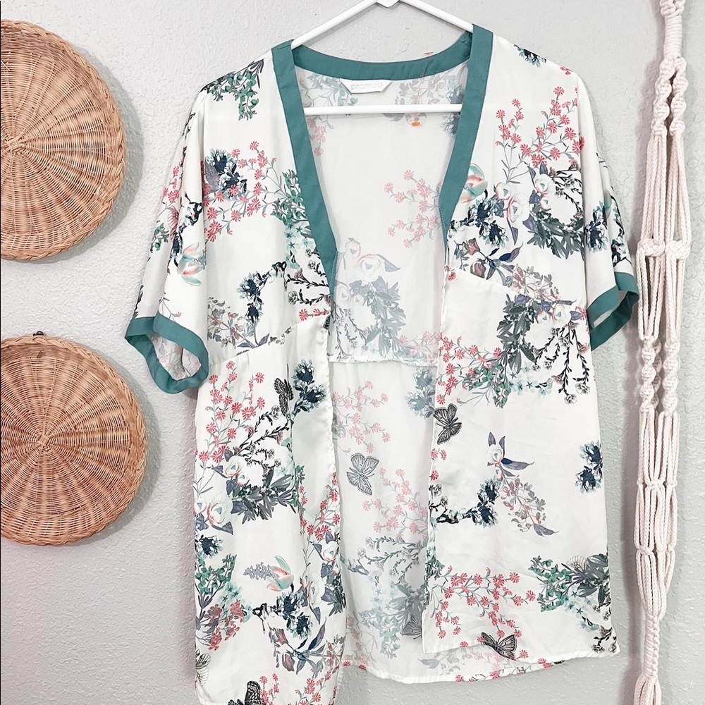 Floral Satin Kimono Robe with Green Trim - Women Intimates & Sleepwear
